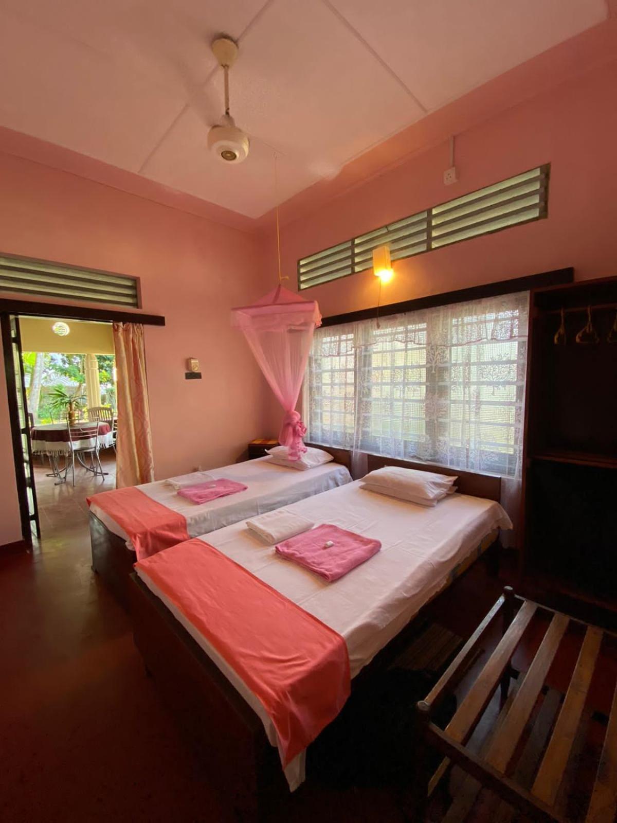 Sujatha Villa Paradise Tangalle Bagian luar foto
