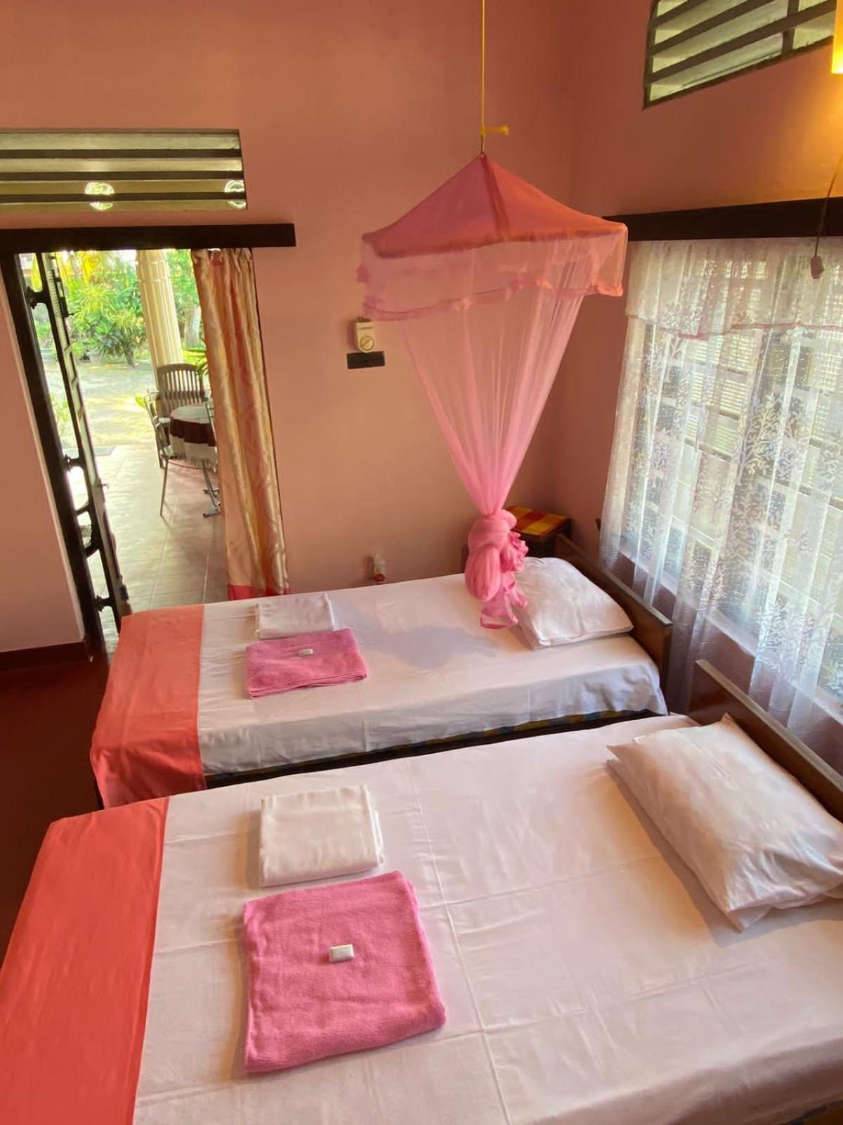 Sujatha Villa Paradise Tangalle Bagian luar foto